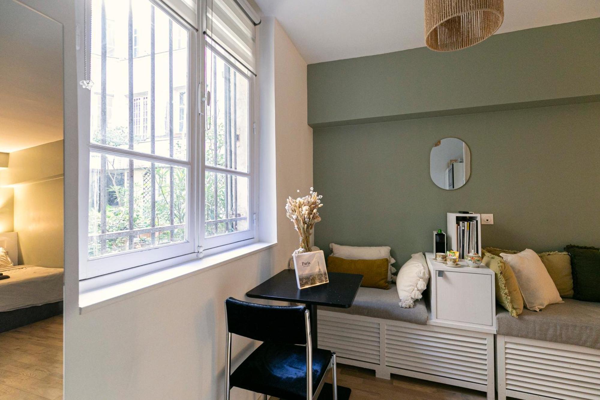 Design And Quiet Studio On Wooded Courtyard ! 파리 외부 사진